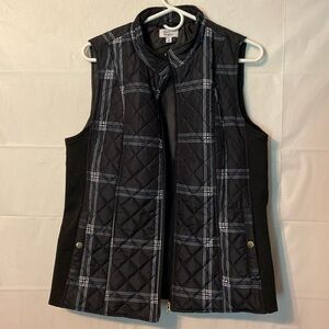 Kim Roger’s medium, black with white and gray stripes. Women’s vest like new.